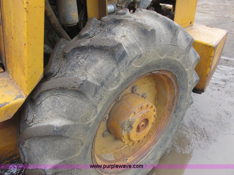 image for item L3896 Dyna-Pac CA15PD single drum padfoot compactor