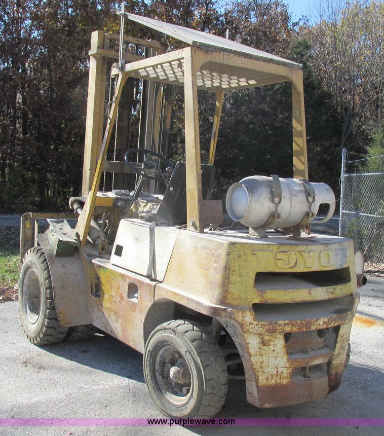 image for item L4115 Toyota 2FG35 forklift