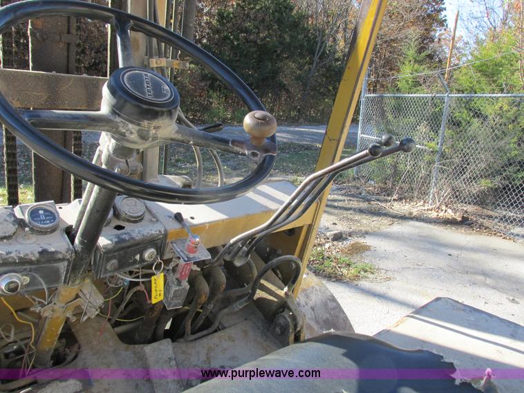 image for item L4115 Toyota 2FG35 forklift