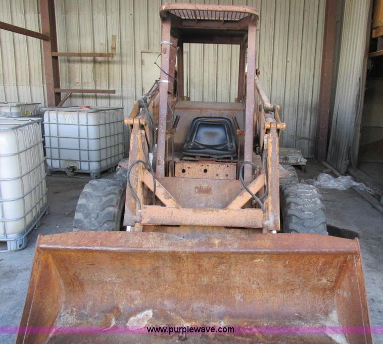 image for item L4118 1985 Case 1845B skid steer