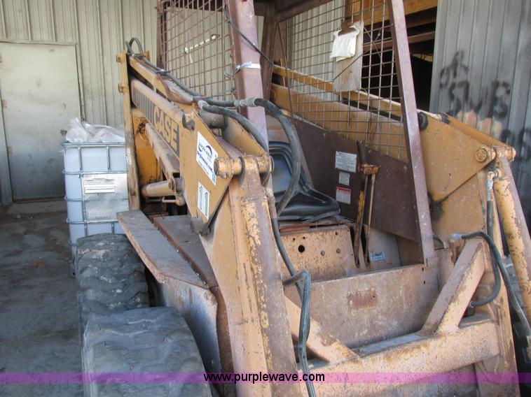 image for item L4118 1985 Case 1845B skid steer