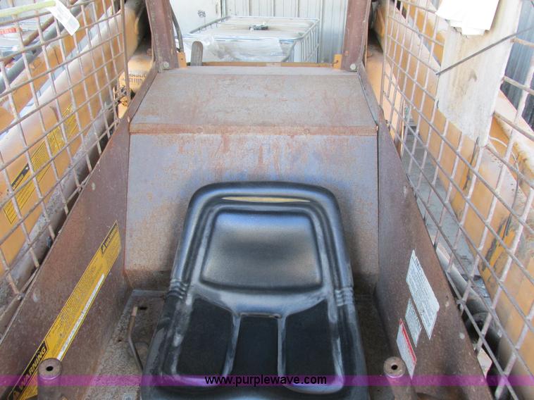 image for item L4118 1985 Case 1845B skid steer