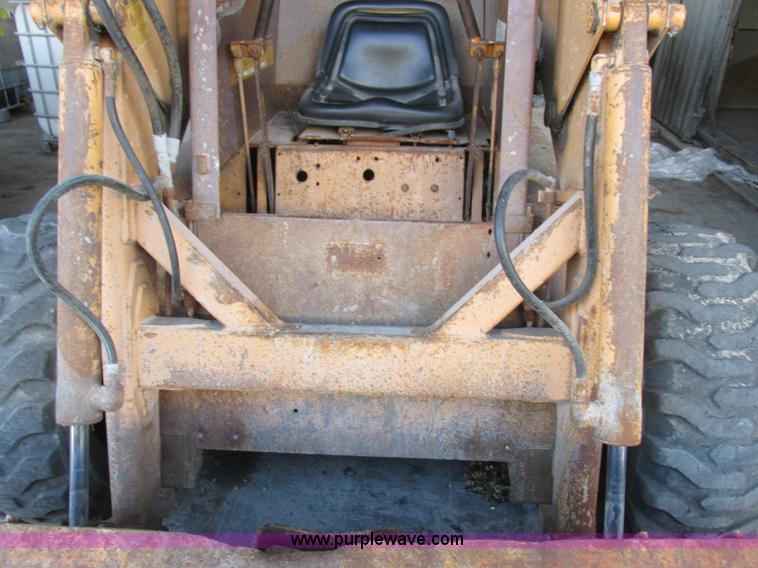 image for item L4118 1985 Case 1845B skid steer
