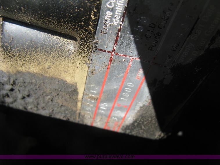 image for item L6315 1989 Freightliner FLD tank truck