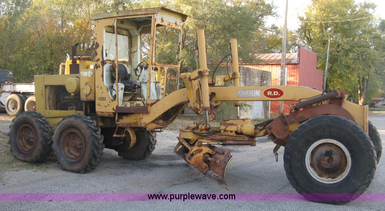 image for item L6432 Galion T600C rigid frame motor grader