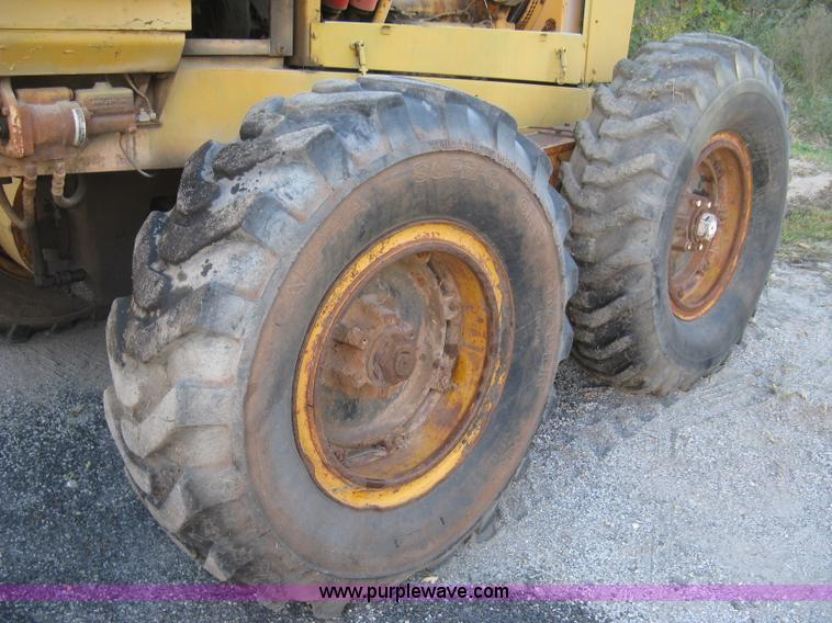 image for item L6432 Galion T600C rigid frame motor grader