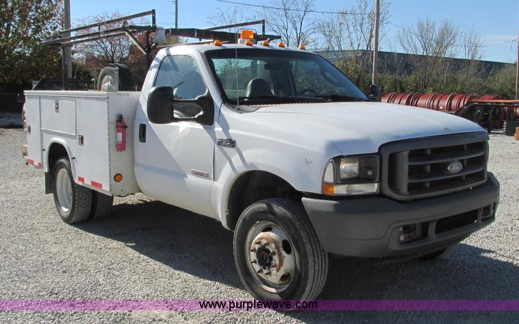 image for item N9260 2004 Ford F550 Super Duty XL utility truck
