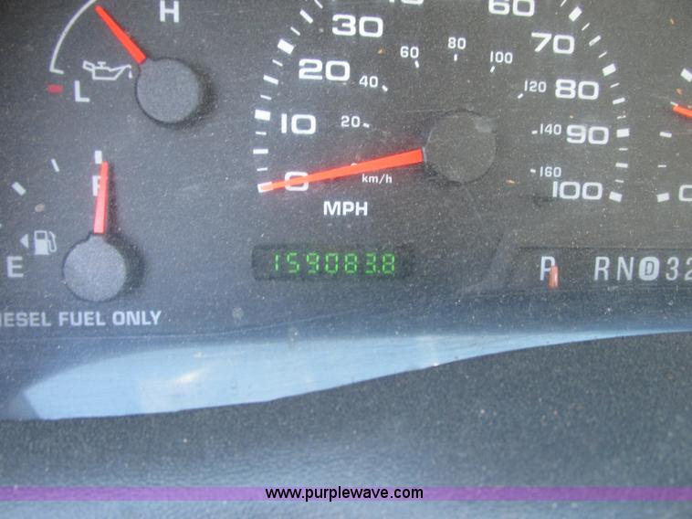 image for item N9260 2004 Ford F550 Super Duty XL utility truck