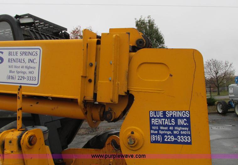 image for item N9266 1998 JCB 506C telehandler