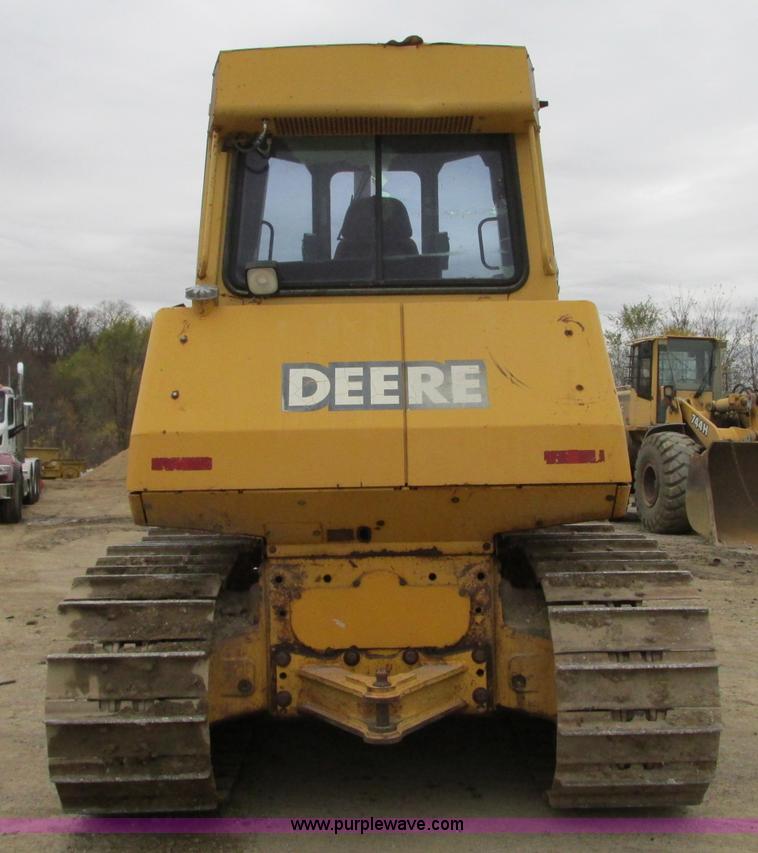 image for item N9272 2001 John Deere 750C Series II LGP dozer
