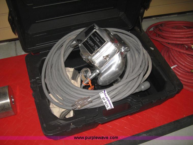 Clarke Super7R sander in Wichita, KS Item BP9676 sold Purple Wave