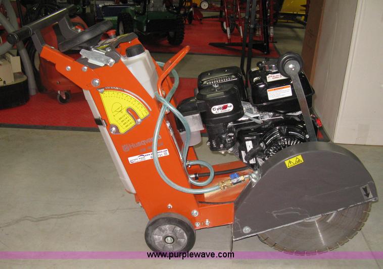 image for item BP9721 Husqvarna FS400LV concrete saw