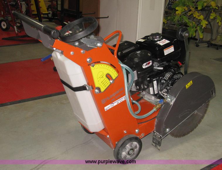 image for item BP9721 Husqvarna FS400LV concrete saw