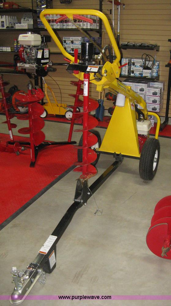 Ground Hog HD99H auger in Wichita, KS Item BP9734 sold Purple Wave