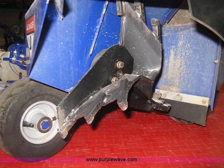 Blue Bird Bed Bug landscape edger in Wichita, KS Item BP9739 sold