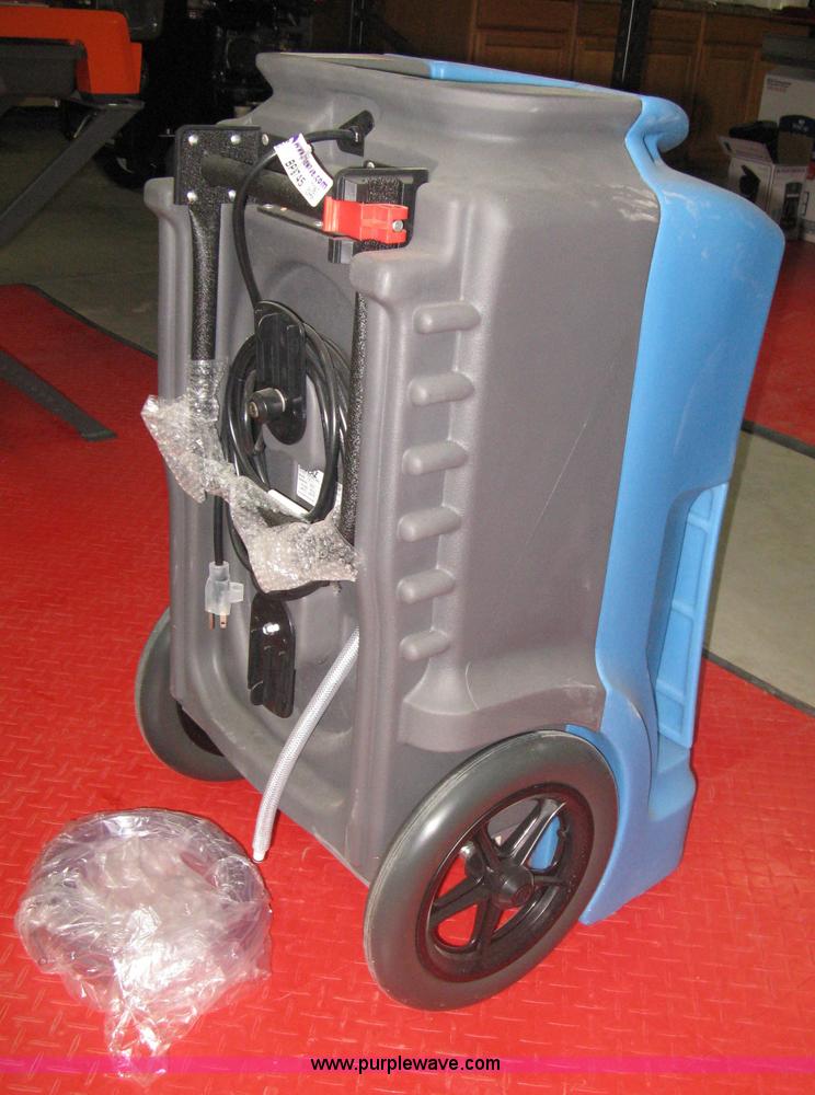 image for item BP9745 Dri-Eaz F292-A Evolution LGR dehumidifier