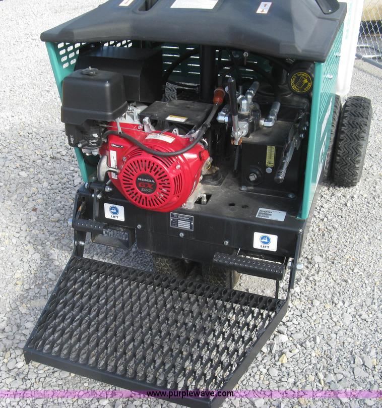 image for item L6440 2014 Whiteman Multiquip WBH-16 power buggy