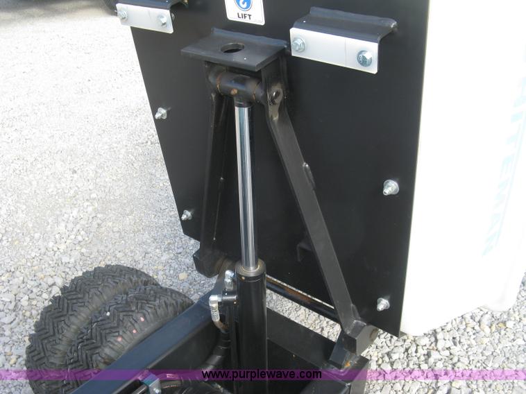 image for item L6440 2014 Whiteman Multiquip WBH-16 power buggy