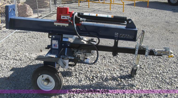 image for item L6446 2013 Iron & Oak BHVH2213GXA log splitter