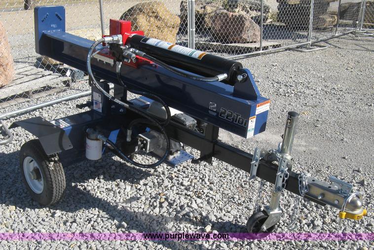 image for item L6446 2013 Iron & Oak BHVH2213GXA log splitter