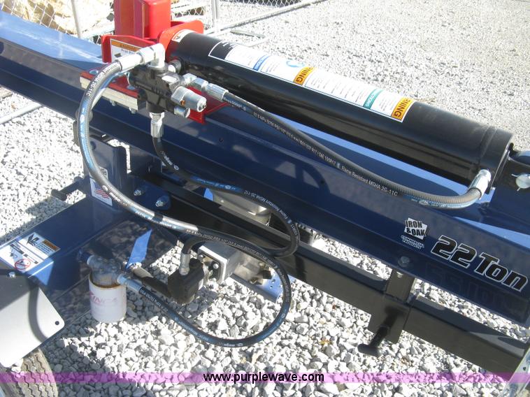 image for item L6446 2013 Iron & Oak BHVH2213GXA log splitter