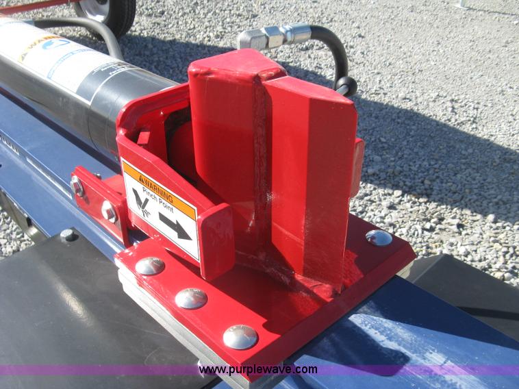 image for item L6446 2013 Iron & Oak BHVH2213GXA log splitter