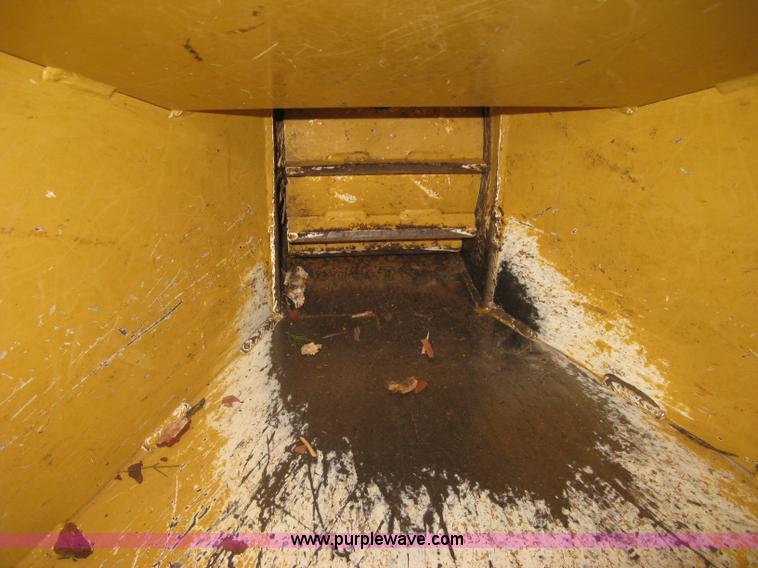 image for item L6448 2014 Vermeer BC700XL chipper