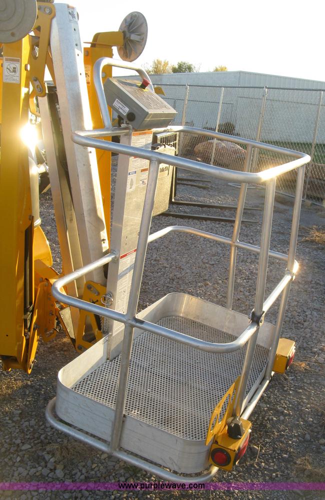 image for item L6452 2015 Haulotte Bill Jax 3522A boom lift