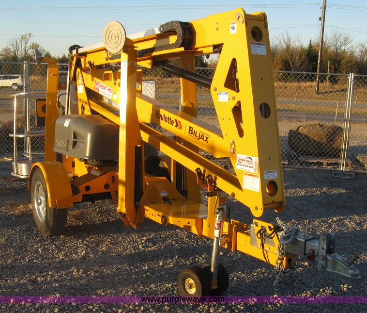 image for item L6452 2015 Haulotte Bill Jax 3522A boom lift