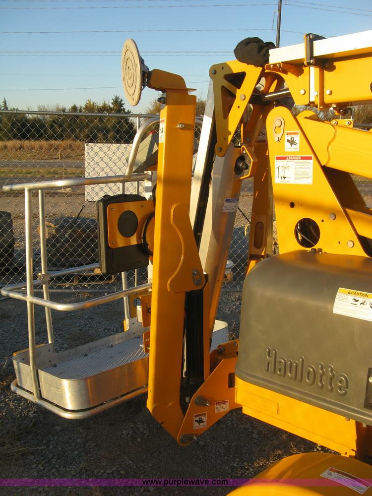 image for item L6452 2015 Haulotte Bill Jax 3522A boom lift