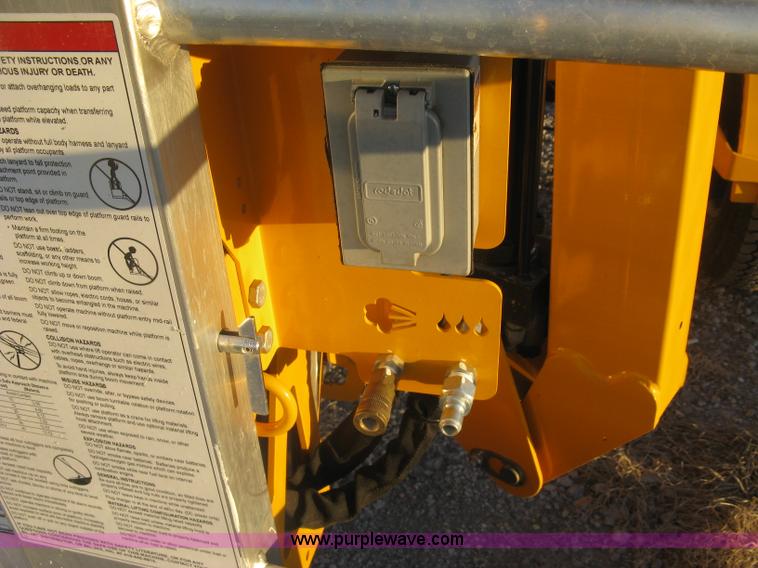 image for item L6452 2015 Haulotte Bill Jax 3522A boom lift