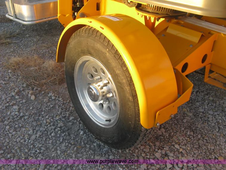 image for item L6452 2015 Haulotte Bill Jax 3522A boom lift