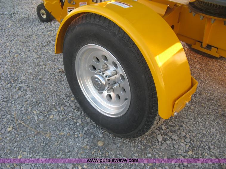 image for item L6452 2015 Haulotte Bill Jax 3522A boom lift