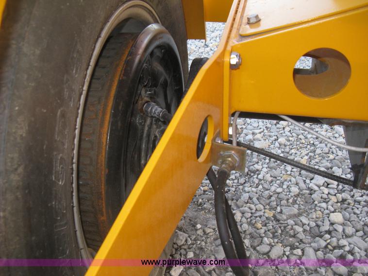 image for item L6452 2015 Haulotte Bill Jax 3522A boom lift