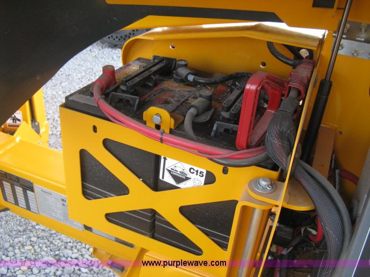 image for item L6452 2015 Haulotte Bill Jax 3522A boom lift