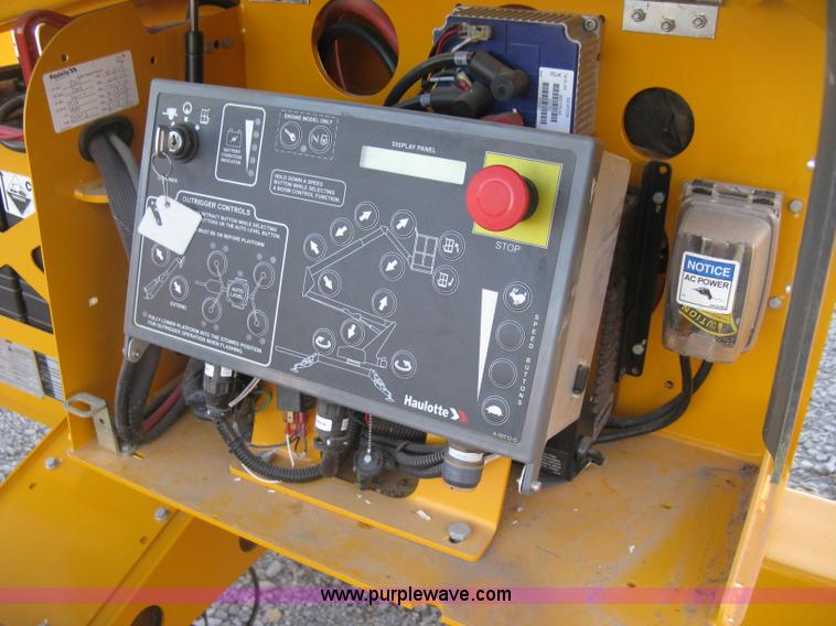 image for item L6452 2015 Haulotte Bill Jax 3522A boom lift