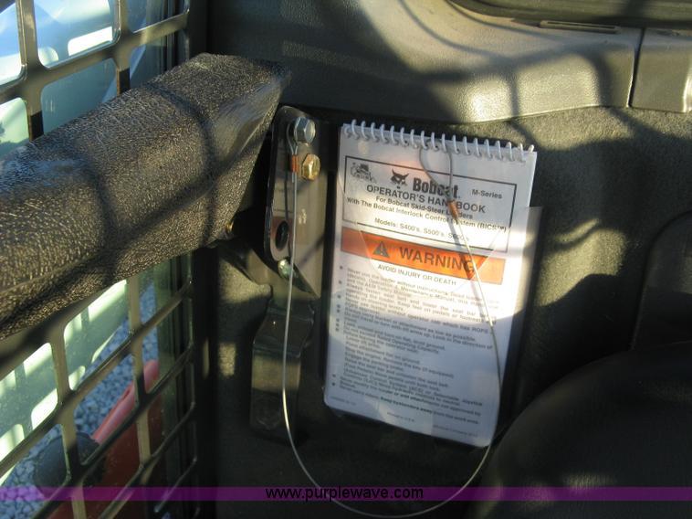 image for item L6453 2015 Bobcat S570 skid steer