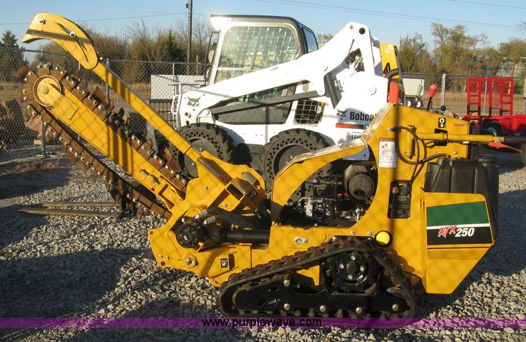 image for item L6455 2015 Vermeer RTX250 trencher