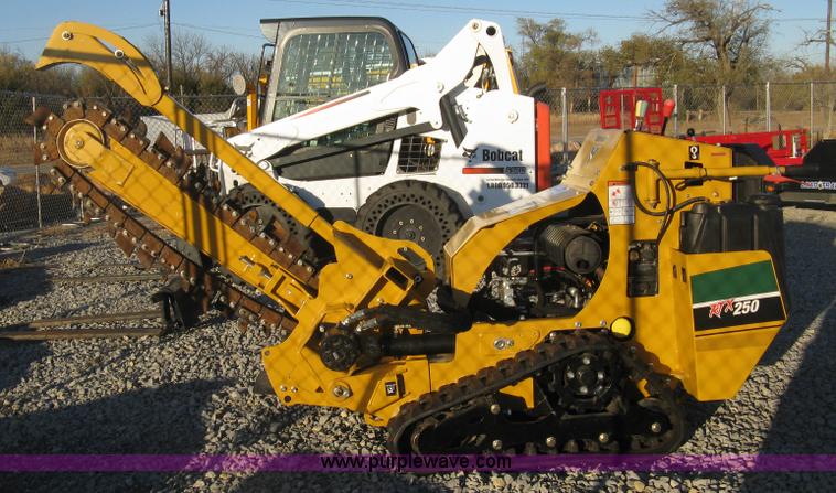 image for item L6455 2015 Vermeer RTX250 trencher