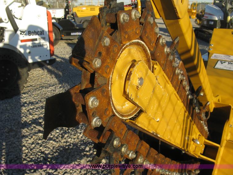 image for item L6455 2015 Vermeer RTX250 trencher