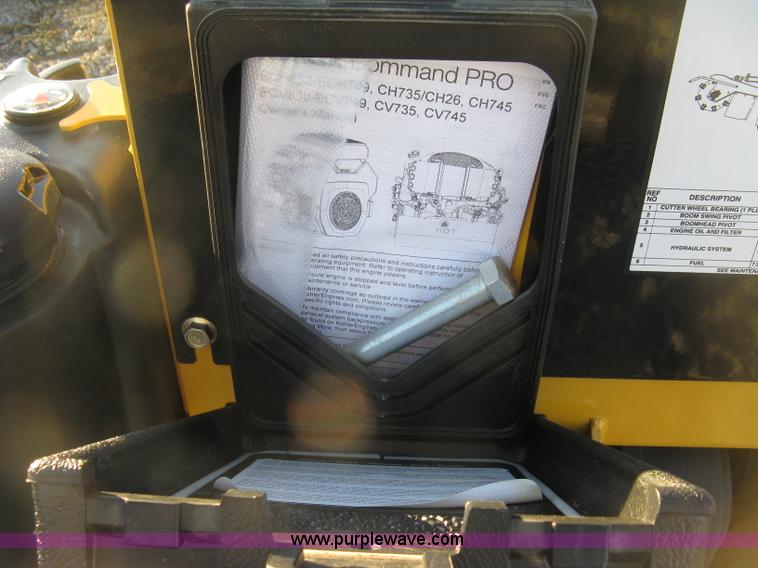 image for item L6456 2014 Vermeer SC30TX stump grinder