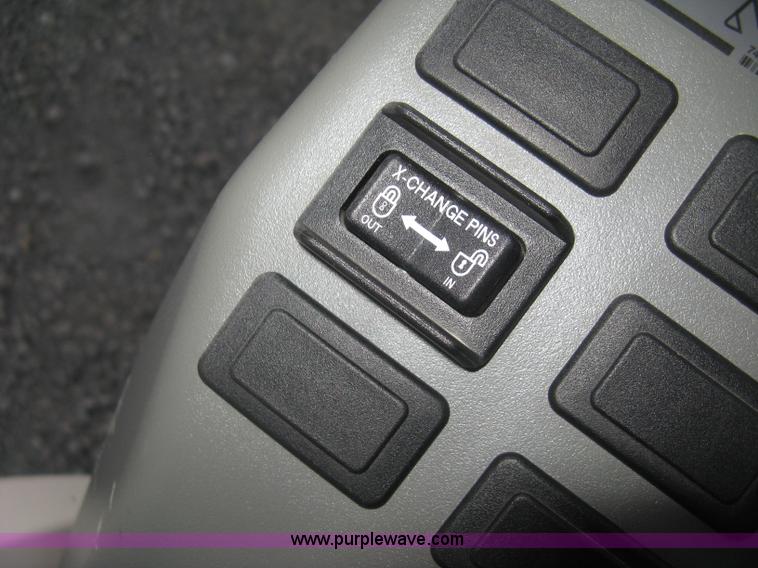 image for item L6457 2015 Bobcat E35i ZTS compact excavator