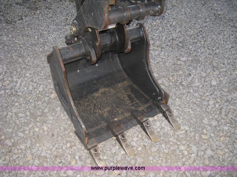 image for item L6457 2015 Bobcat E35i ZTS compact excavator