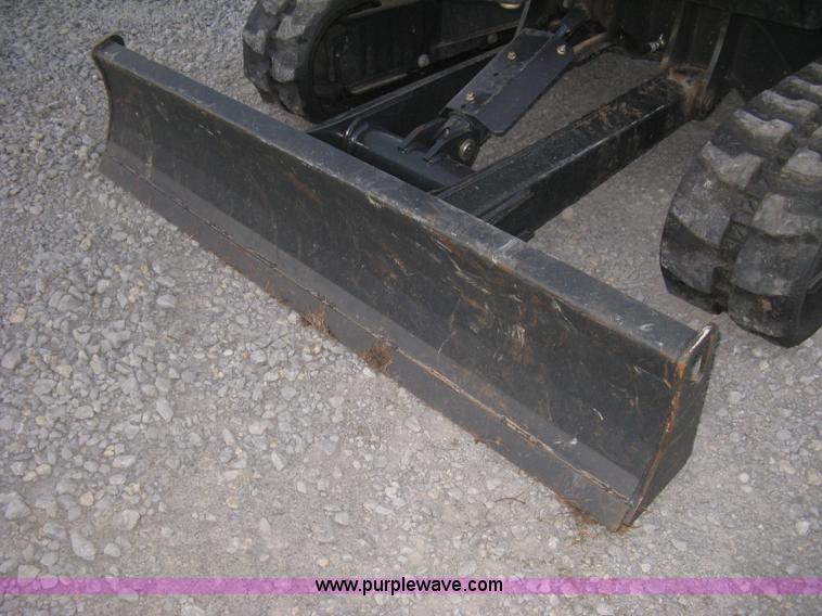 image for item L6457 2015 Bobcat E35i ZTS compact excavator