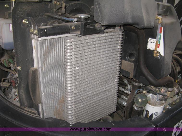 image for item L6457 2015 Bobcat E35i ZTS compact excavator