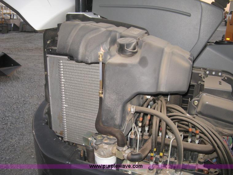 image for item L6457 2015 Bobcat E35i ZTS compact excavator