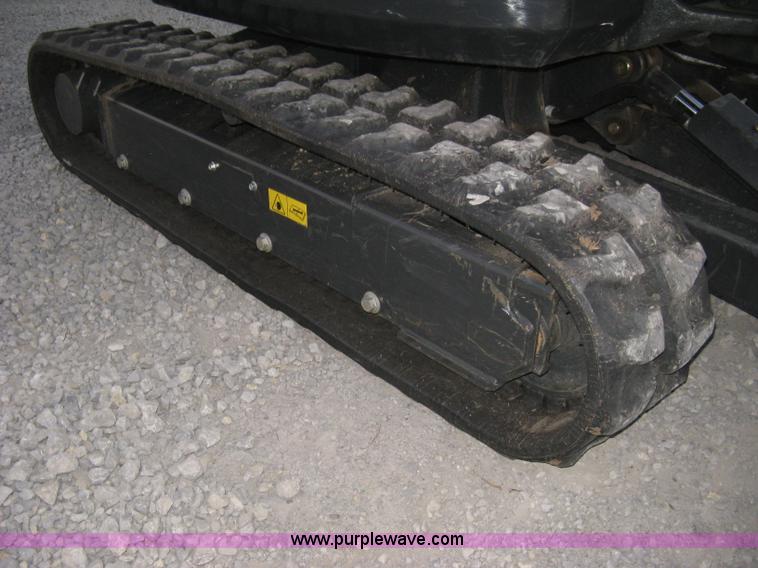 image for item L6457 2015 Bobcat E35i ZTS compact excavator