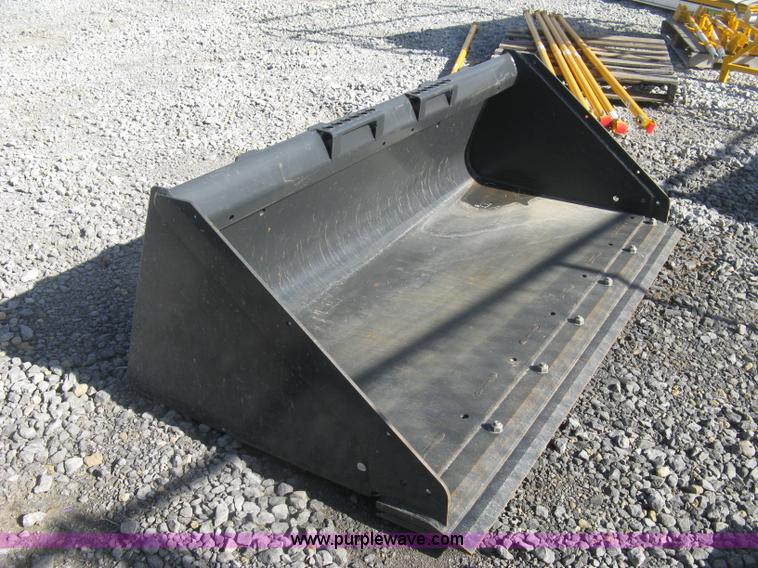 Bobcat low profile skid steer bucket in Wichita, KS Item L6465 sold