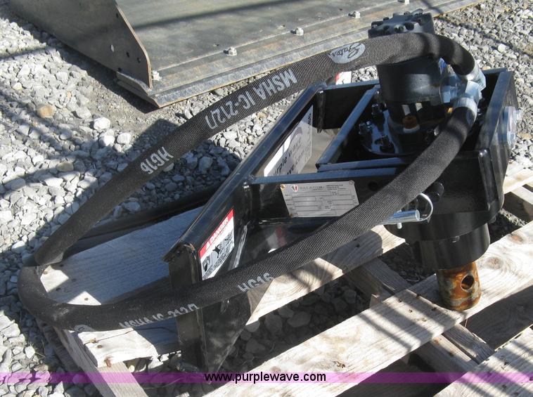 image for item L6466 2015 Bradco Paladin X1500 mini skid steer auger