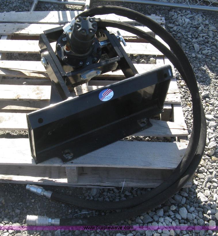 image for item L6466 2015 Bradco Paladin X1500 mini skid steer auger